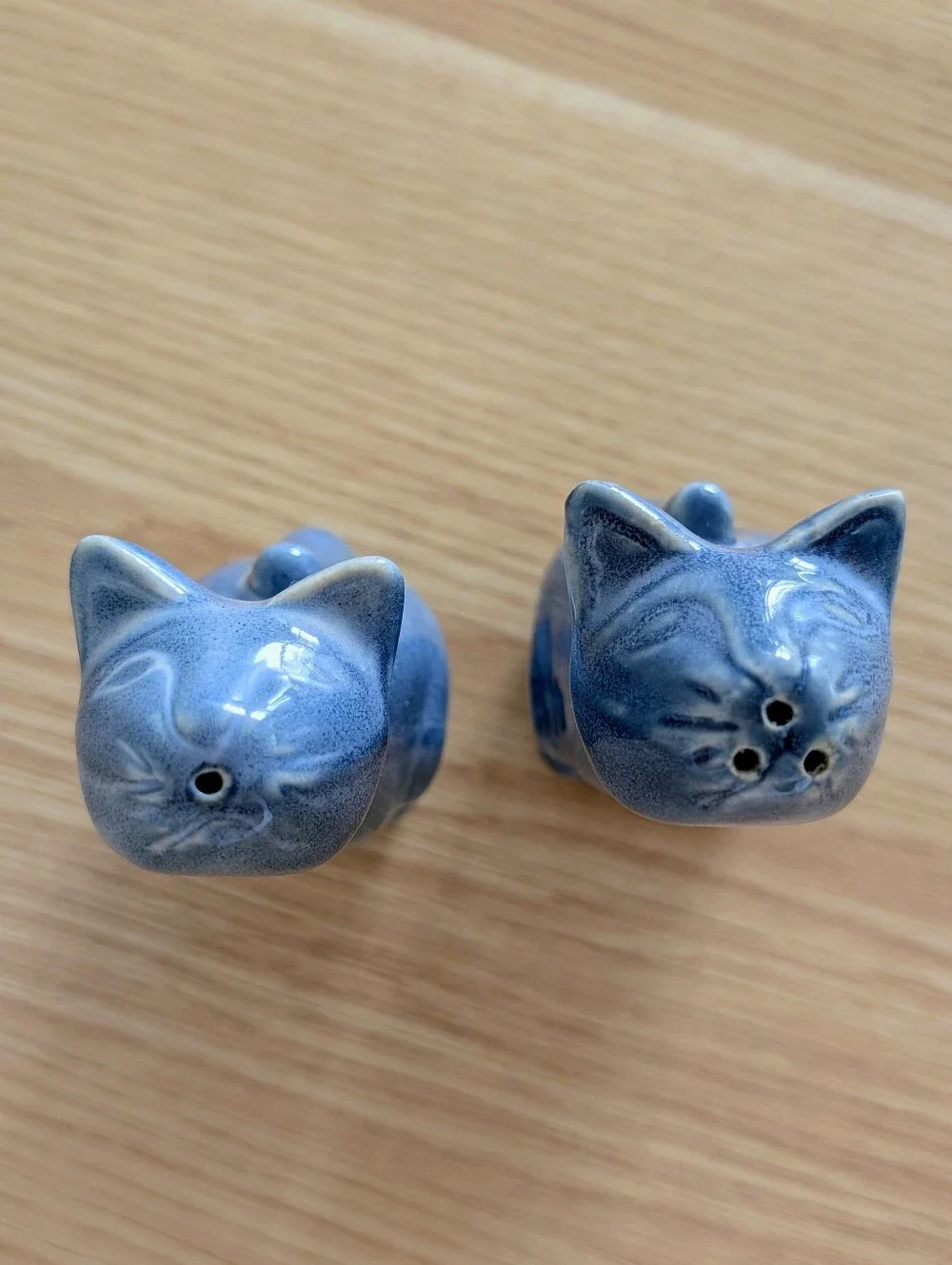 Ceramic Cat Salt & Pepper Shakers 🐱